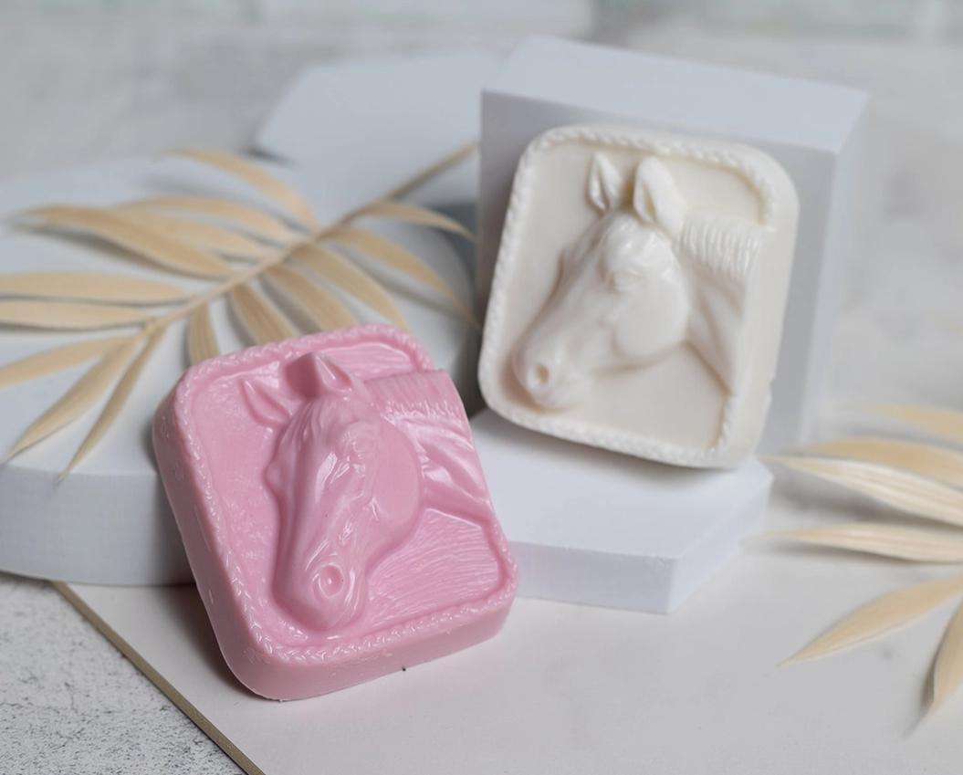 HORSE HEAD SOAP